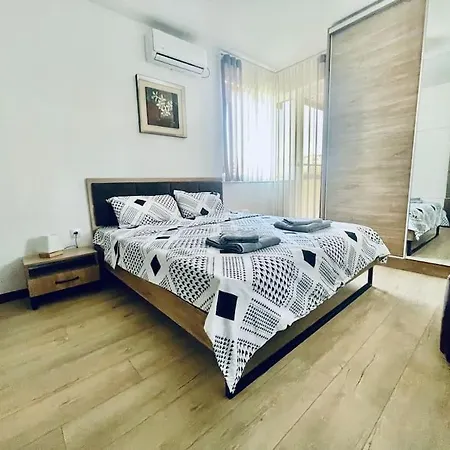 Apartmán Elegance Estate - Free Parking *